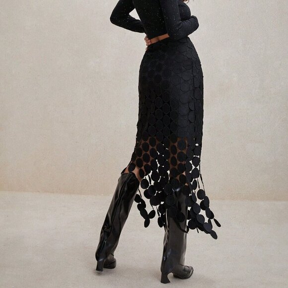 Black Casual Women's Laser Cut Multi Circle Double Layered Skirt - Picture 2 of 8